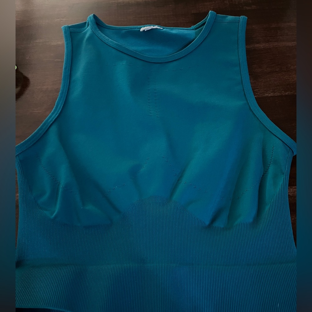 Gym Shark Teal Sleeveless Crop Top